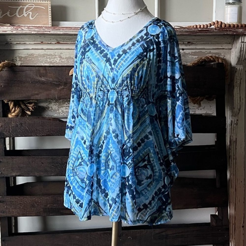 🟠RELATIVITY 3/4 Sleeve Poncho Style Top in Shades of Blue LG PETITE